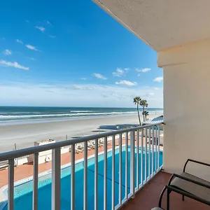 2* Inn Quality Daytona Oceanfront